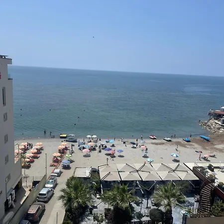 Vollga Seaview 公寓 Durrës